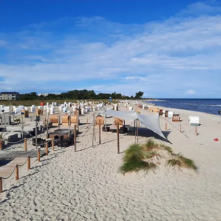 Meereszauber Mit Strandkorb In Der Saison Appartement