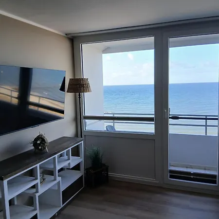 Meereszauber Mit Strandkorb In Der Saison Appartement